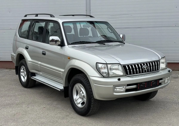Toyota Land Cruiser cena 68500 przebieg: 205451, rok produkcji 2000 z Starachowice małe 781